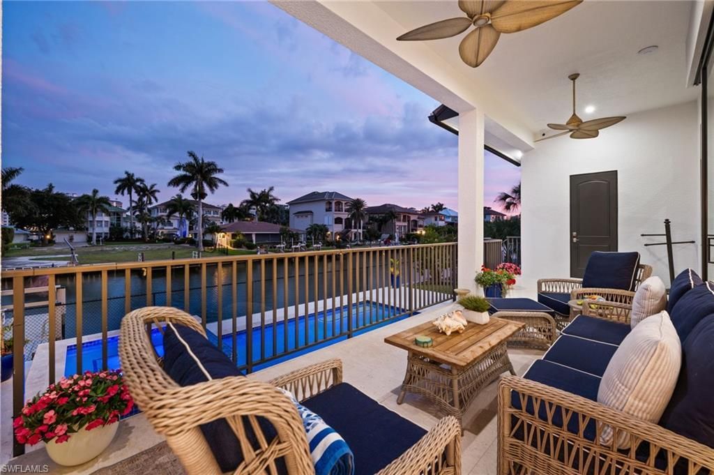 388 Pine Ave, Naples, FL 34108 Photo