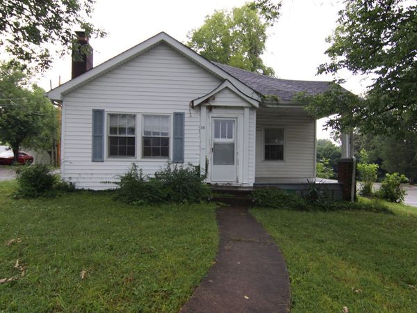 251 Forbes Ave , Clarksville, TN 37040