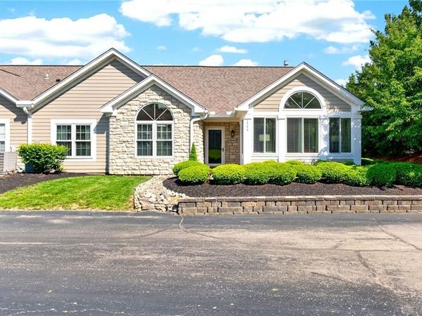 1544 Turnberry Village Drive, Centerville, OH 45458