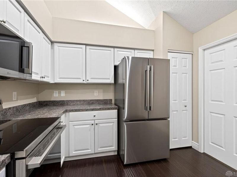 1544 Turnberry Village Drive, Centerville, OH 45458 Photo 17