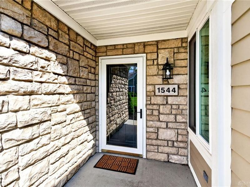1544 Turnberry Village Drive, Centerville, OH 45458 Photo 3