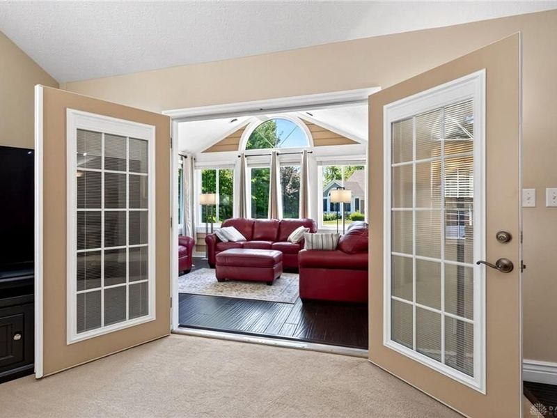 1544 Turnberry Village Drive, Centerville, OH 45458 Photo 8