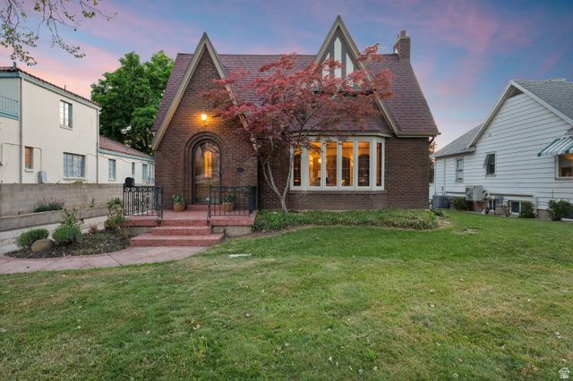 374 S 1200 E, Salt Lake City, UT 84102 Main Photo