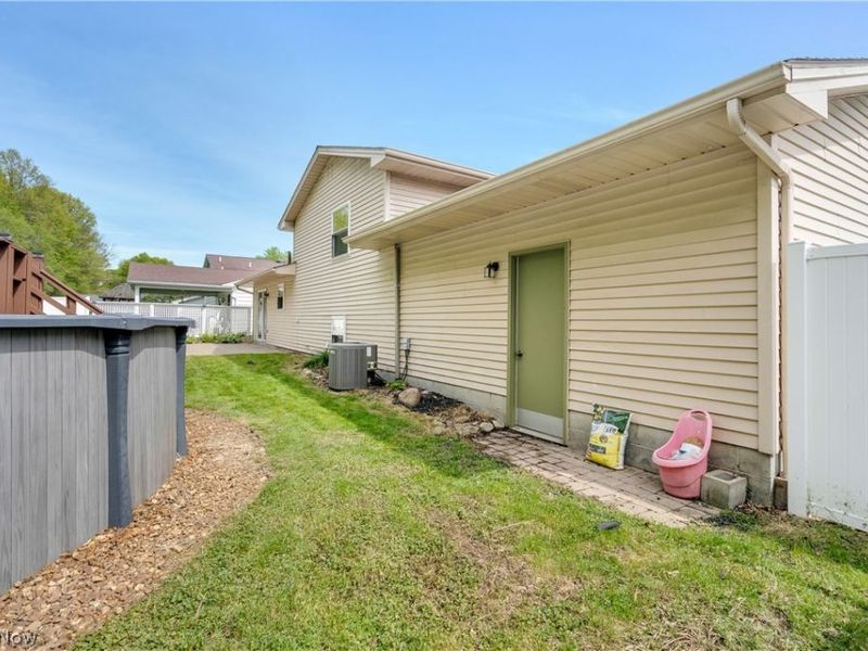 624 Angiline Drive , Boardman, OH 44512 Photo 14