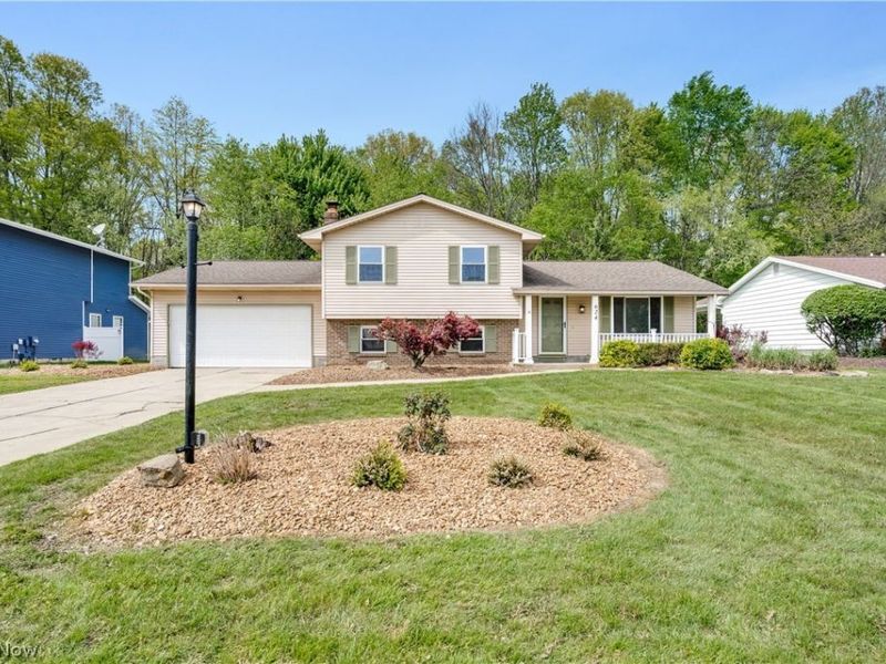 624 Angiline Drive , Boardman, OH 44512 Photo 2