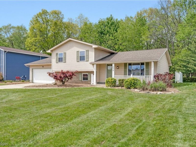 624 Angiline Drive , Boardman, OH 44512 Photo 3