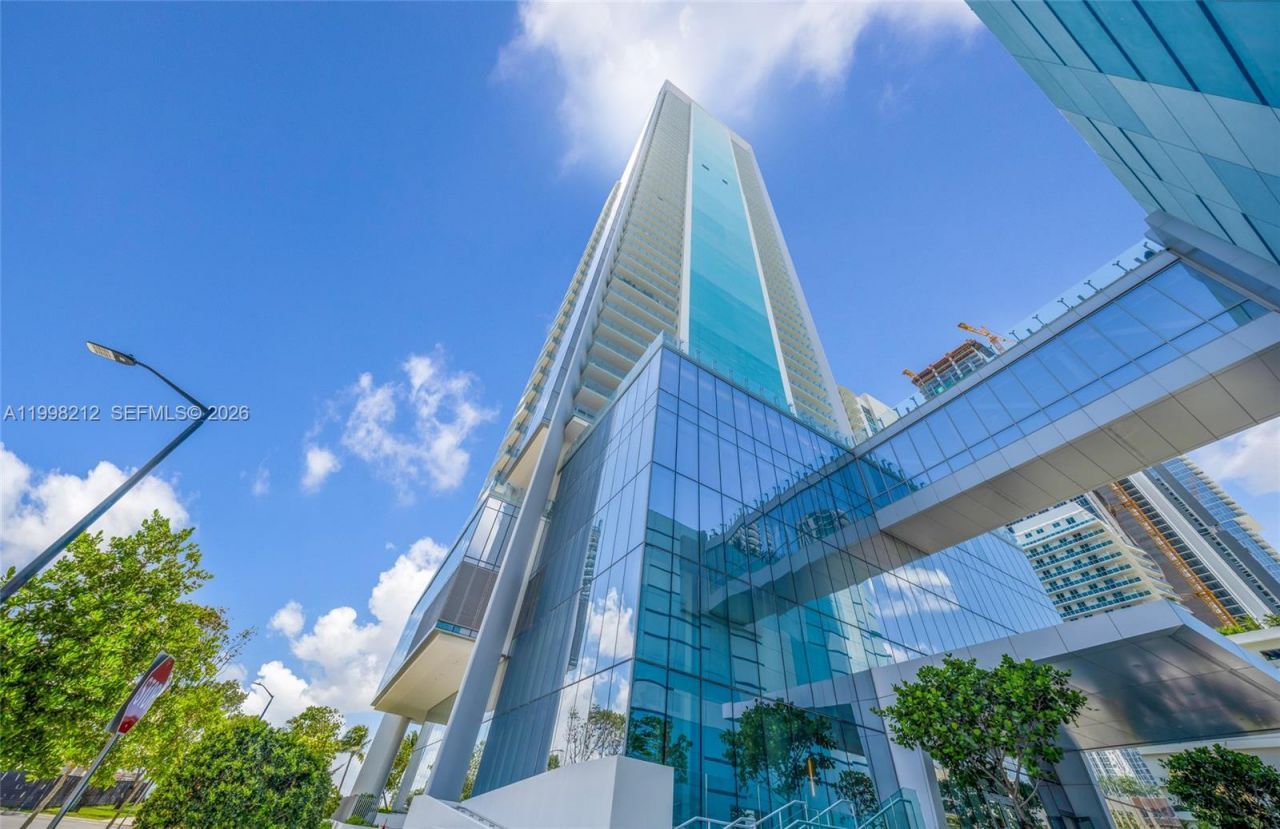 700 NE 26th Ter , Unit 2202, Miami, FL 33137 Photo