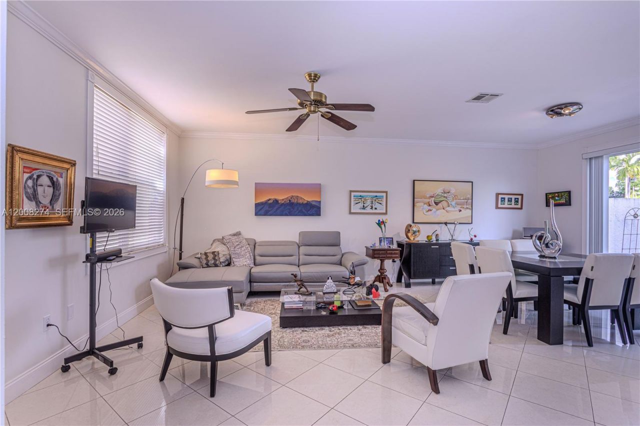 15123 NW 8th St , Pembroke Pines, FL 33028 Photo