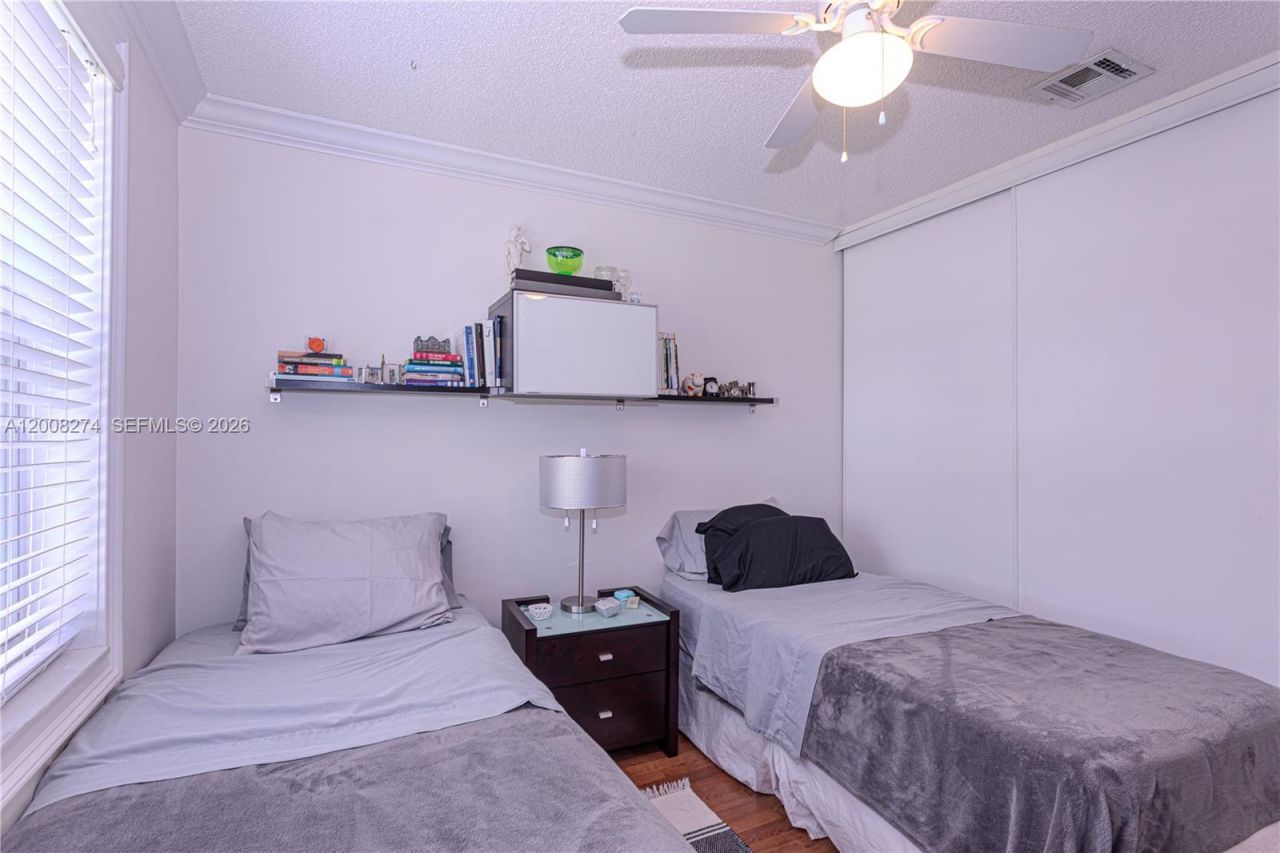 15123 NW 8th St , Pembroke Pines, FL 33028 Photo