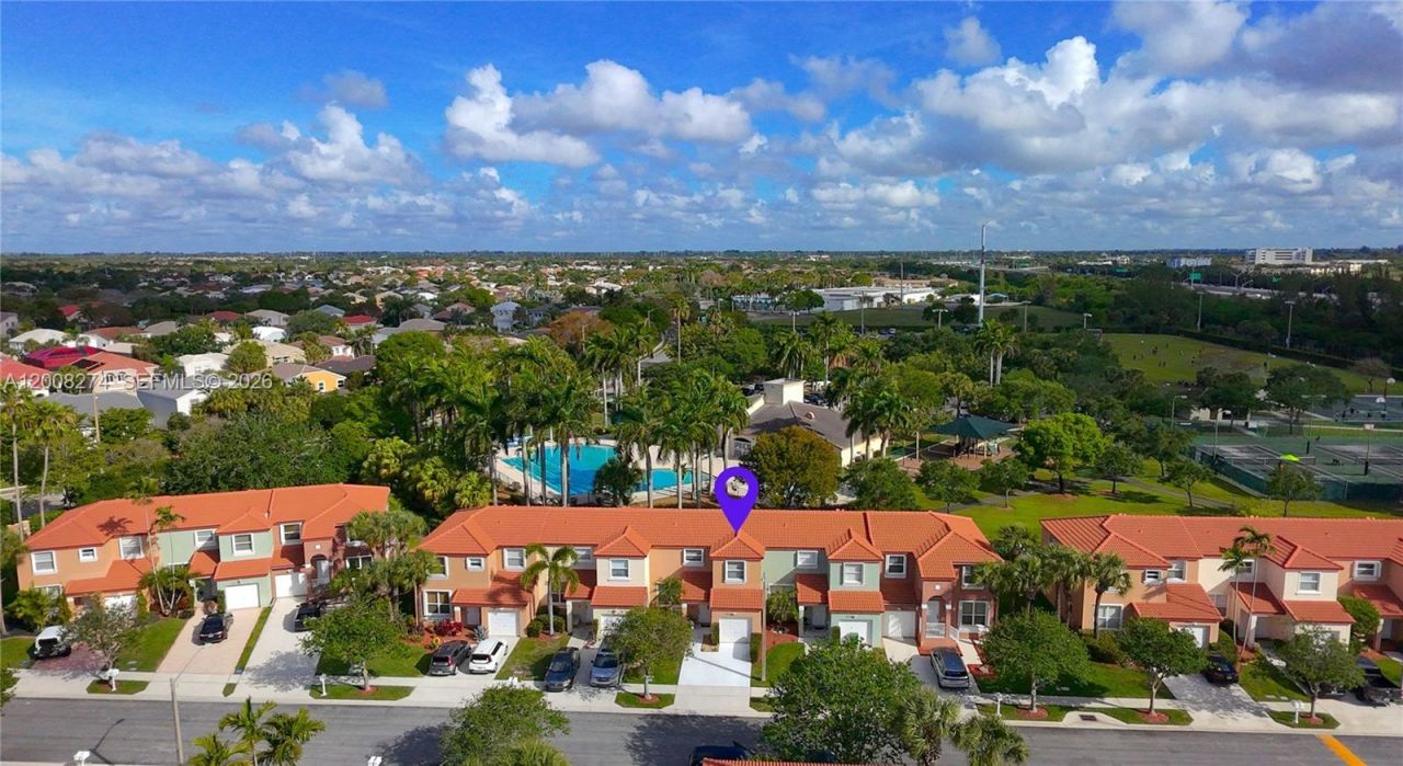 15123 NW 8th St , Pembroke Pines, FL 33028 Photo