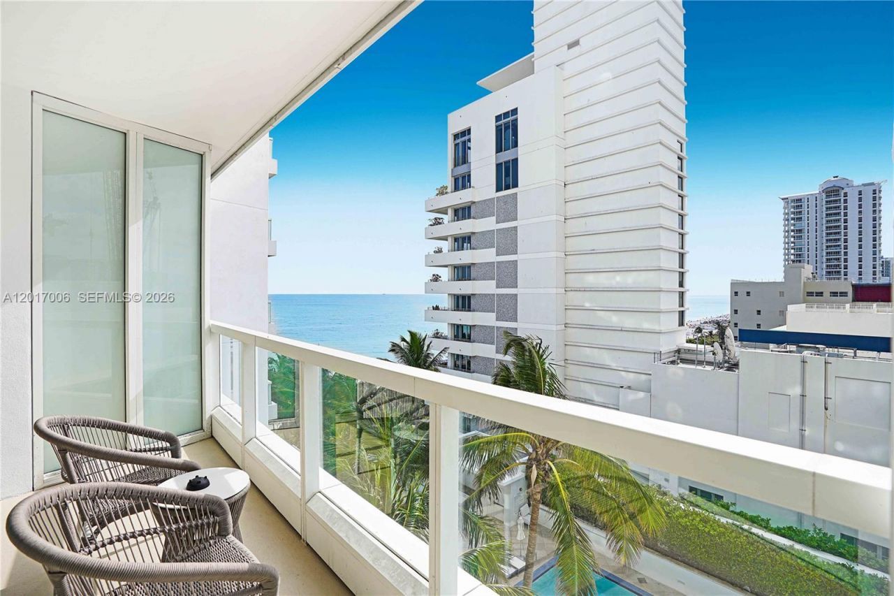 4391 Collins Ave, Unit 916, Miami Beach, FL 33140 Photo