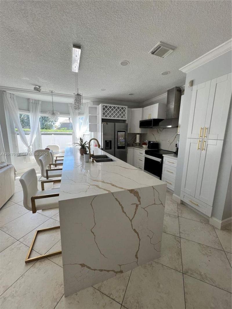 1401 NW 187th Ave , Pembroke Pines, FL 33029 Photo