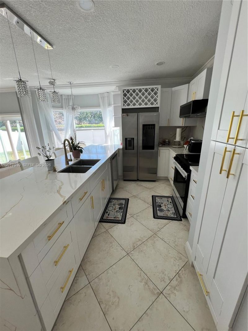 1401 NW 187th Ave , Pembroke Pines, FL 33029 Photo