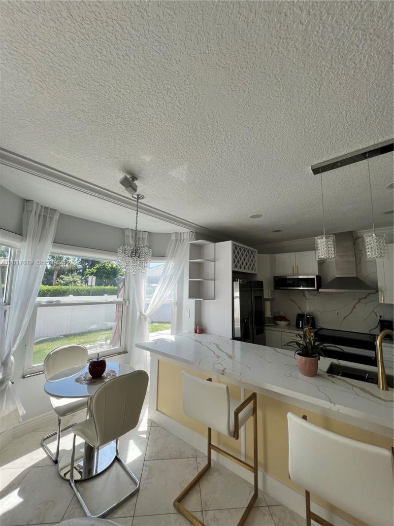 1401 NW 187th Ave , Pembroke Pines, FL 33029 Photo