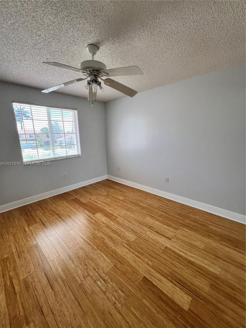 1401 NW 187th Ave , Pembroke Pines, FL 33029 Photo