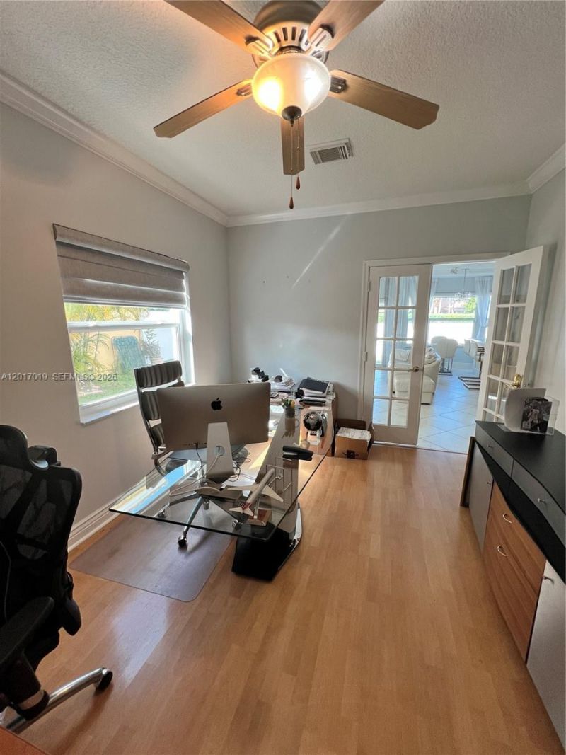 1401 NW 187th Ave , Pembroke Pines, FL 33029 Photo