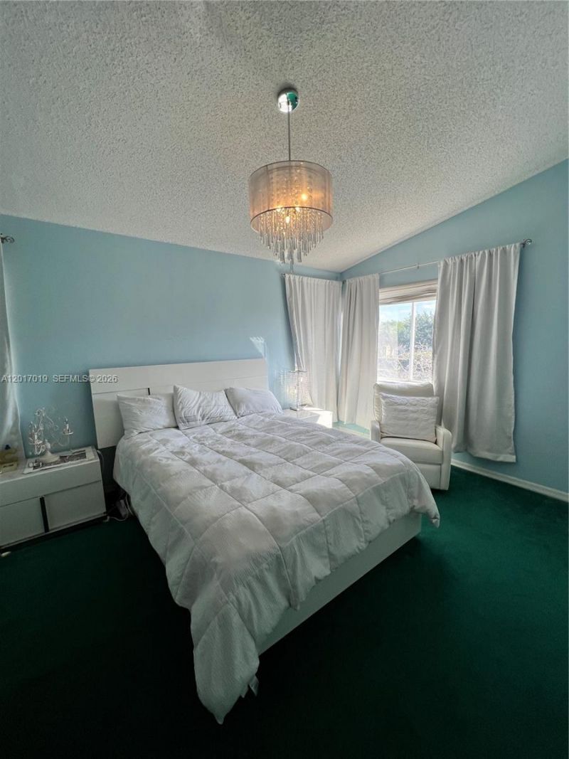 1401 NW 187th Ave , Pembroke Pines, FL 33029 Photo
