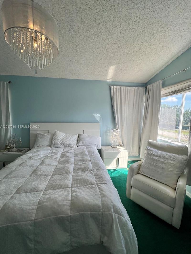 1401 NW 187th Ave , Pembroke Pines, FL 33029 Photo