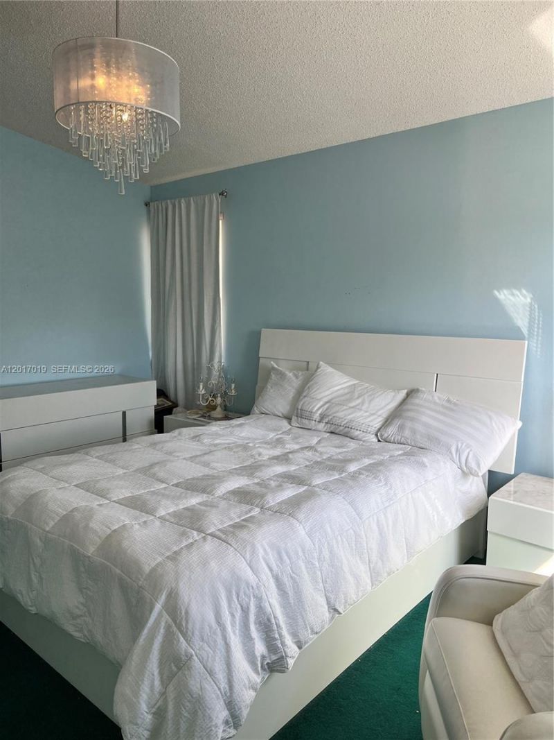 1401 NW 187th Ave , Pembroke Pines, FL 33029 Photo