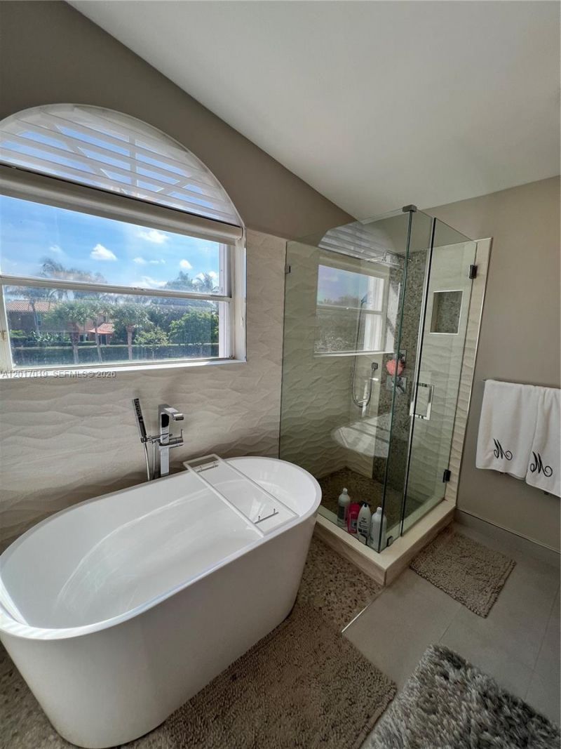 1401 NW 187th Ave , Pembroke Pines, FL 33029 Photo