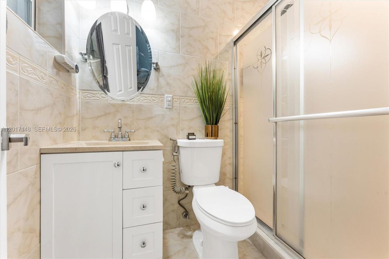 1300 SW 34th Ave, Unit n/a, Fort Lauderdale, FL 33312 Photo
