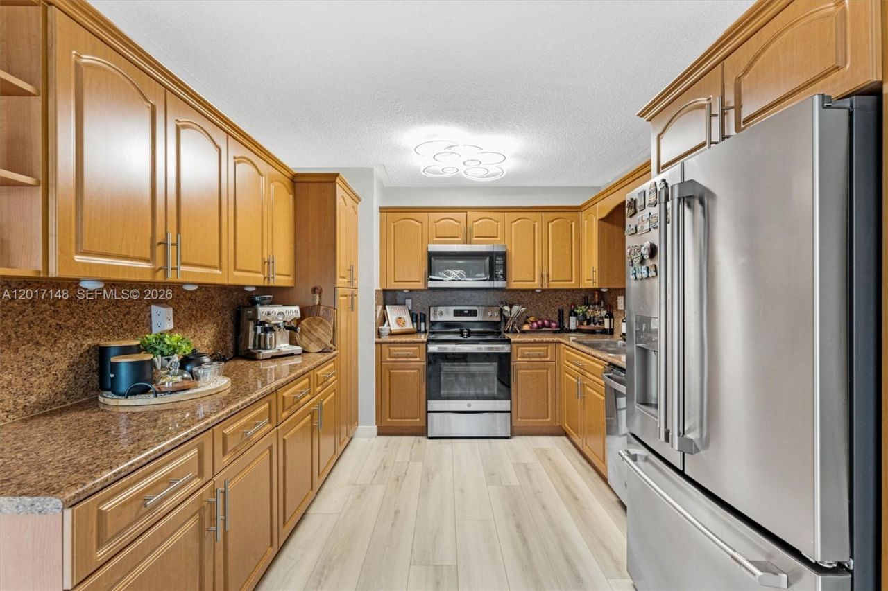 1300 SW 34th Ave, Unit n/a, Fort Lauderdale, FL 33312 Photo