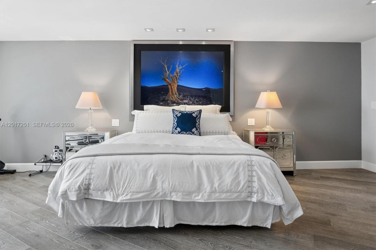 5660 Collins Ave , Unit 6C, Miami Beach, FL 33140 Photo