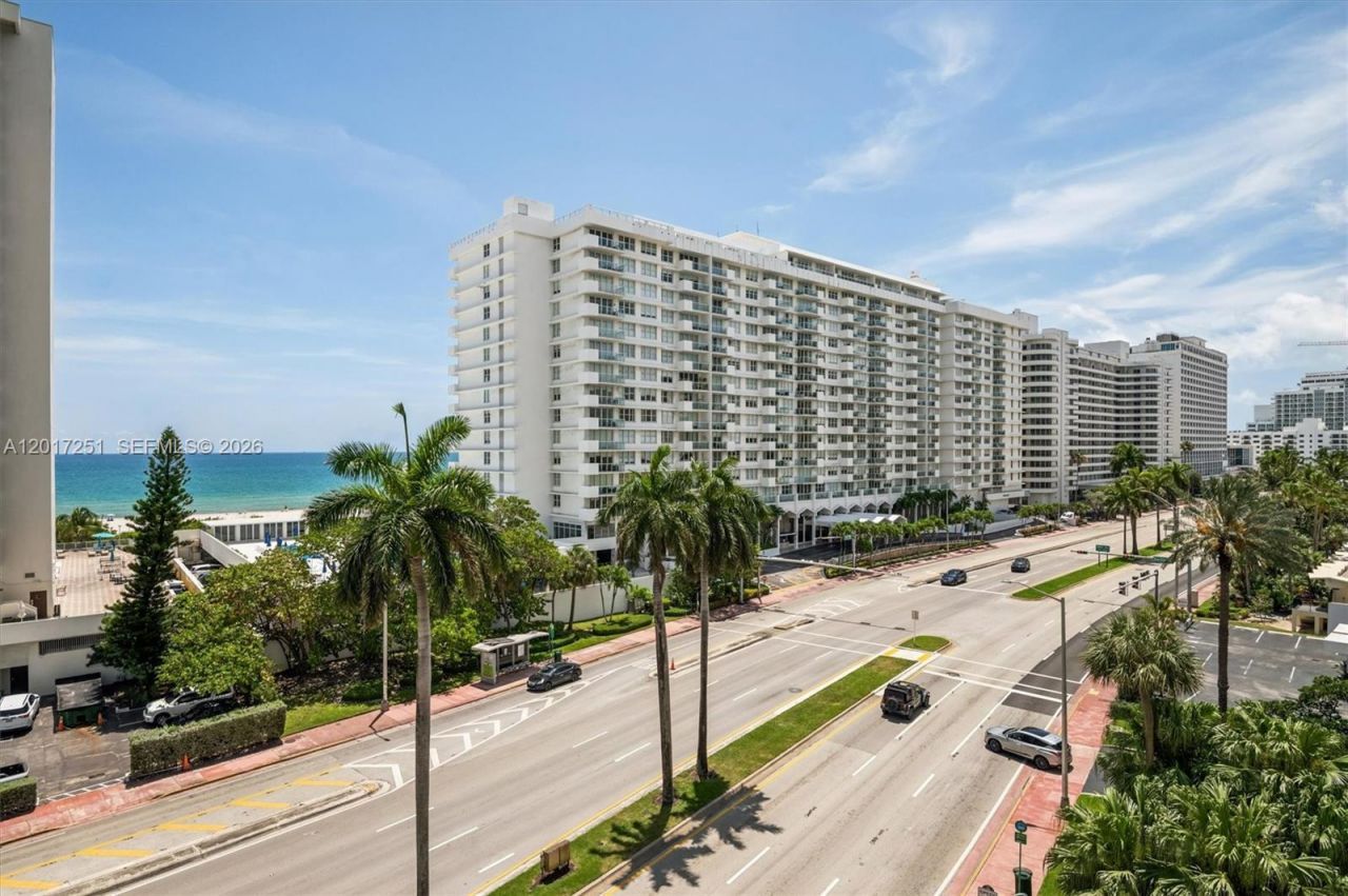 5660 Collins Ave , Unit 6C, Miami Beach, FL 33140 Photo