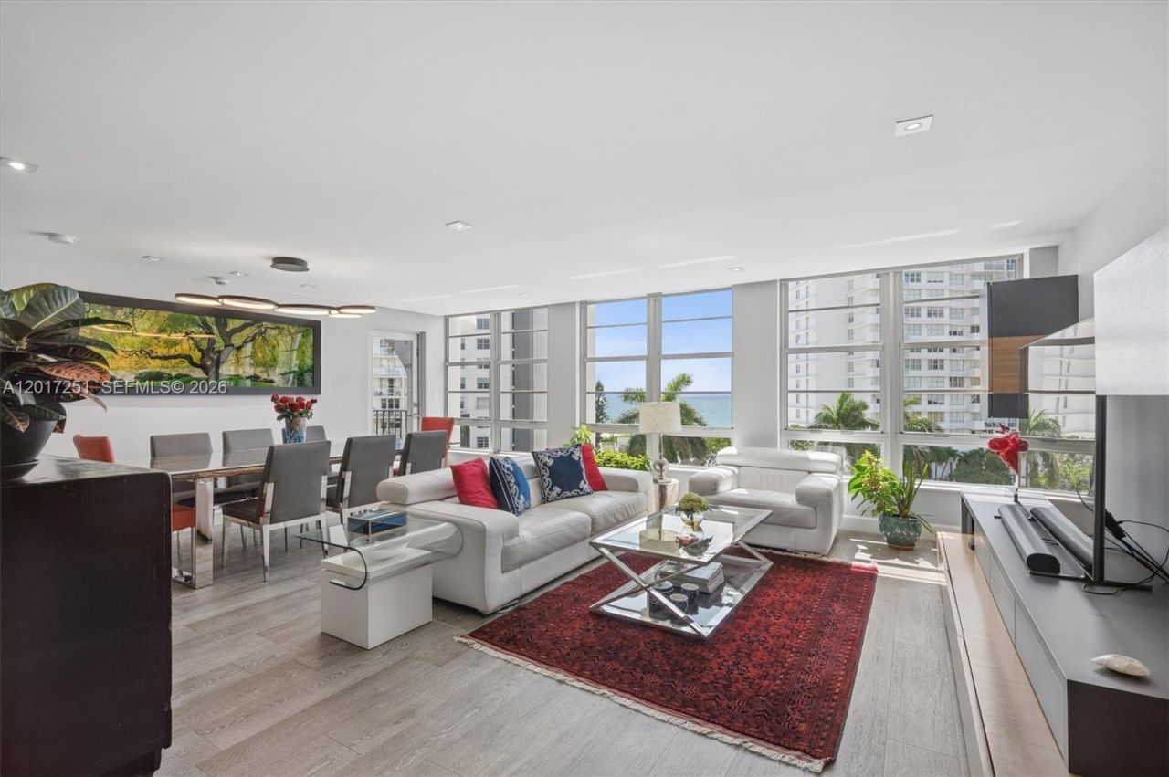 5660 Collins Ave , Unit 6C, Miami Beach, FL 33140 Photo