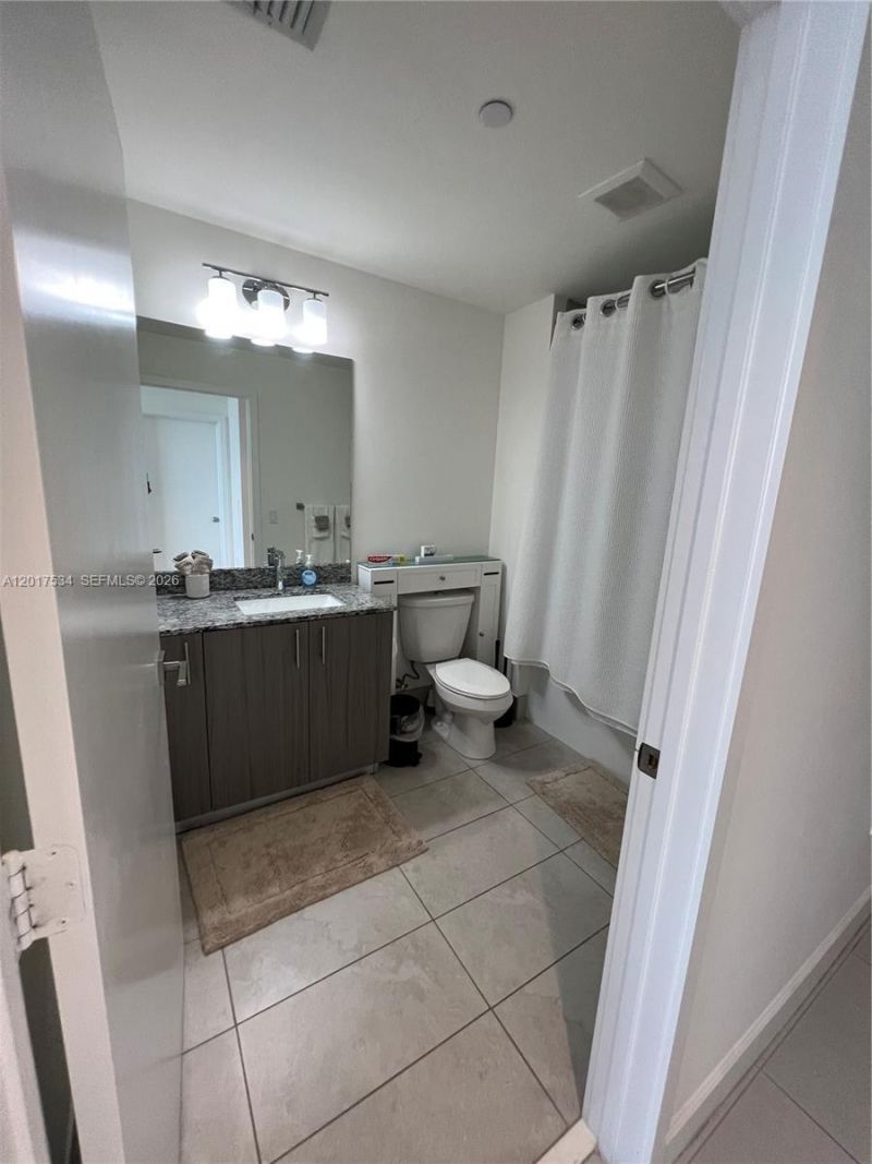 5350 NW 84th Ave, Unit 1613 B, Doral, FL 33166 Photo