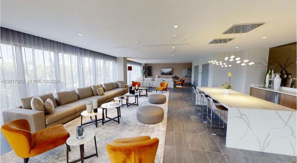 5350 NW 84th Ave , Unit 512, Doral, FL 33166 Photo