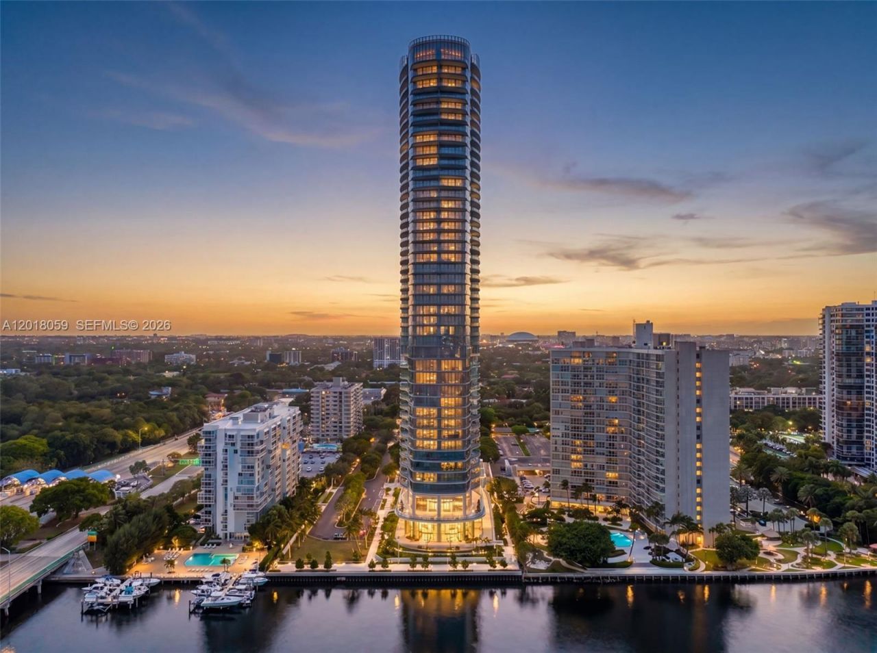 175 SE 25th Rd , Unit 1004, Miami, FL 33129 Photo