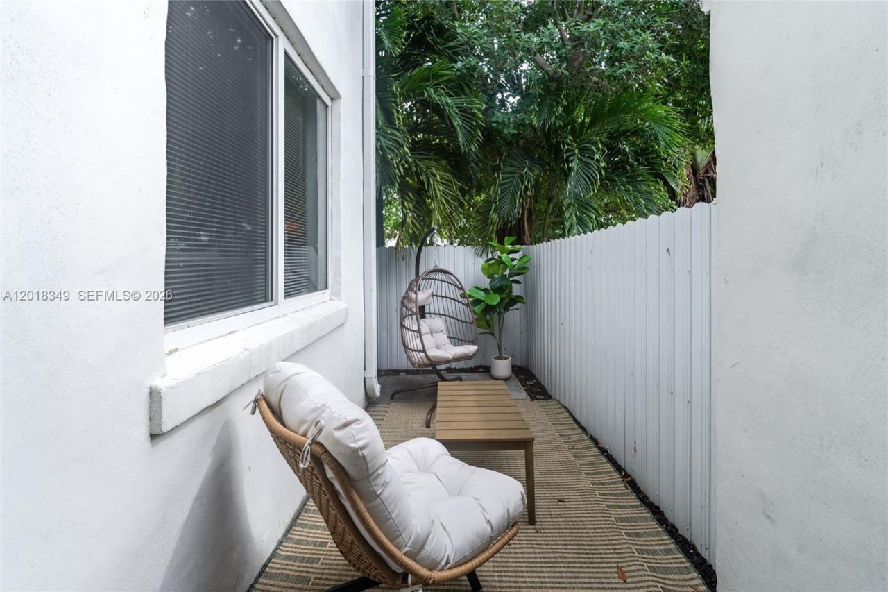 44 NW 10th Ave , Unit 2, Miami, FL 33128 Photo