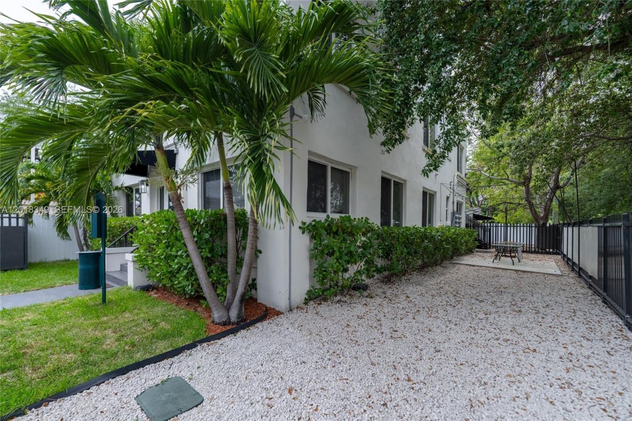 44 NW 10th Ave , Unit 2, Miami, FL 33128 Photo