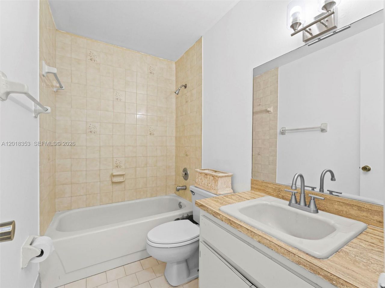100 SW 110th Ave, Unit 142, Sweetwater, FL 33174 Photo
