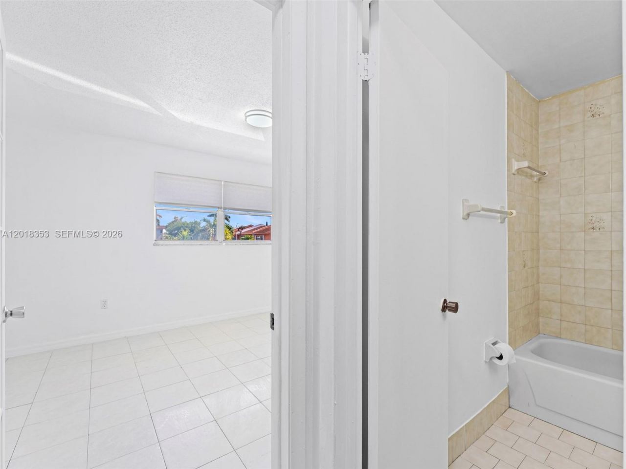 100 SW 110th Ave, Unit 142, Sweetwater, FL 33174 Photo