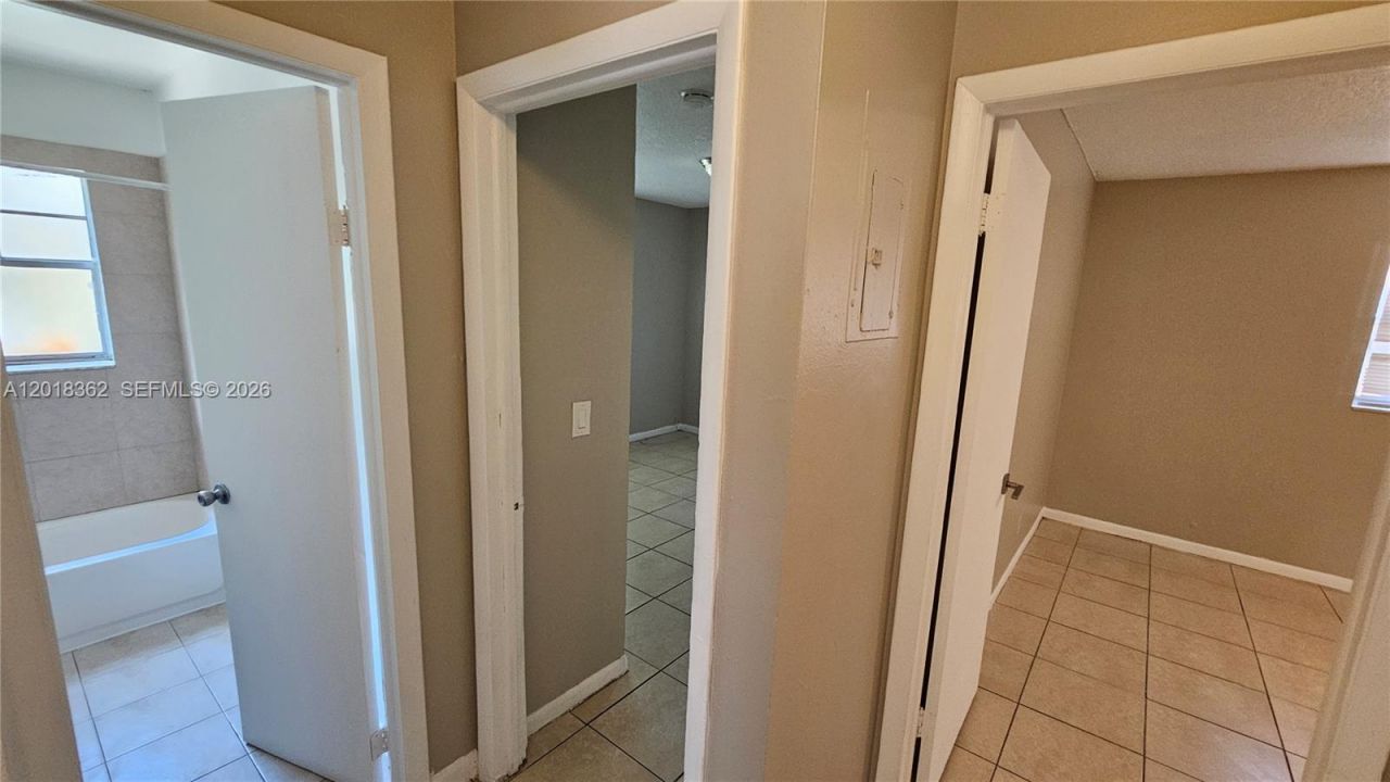 860 SW 6th Ct, Unit 3, Pompano Beach, FL 33060 Photo