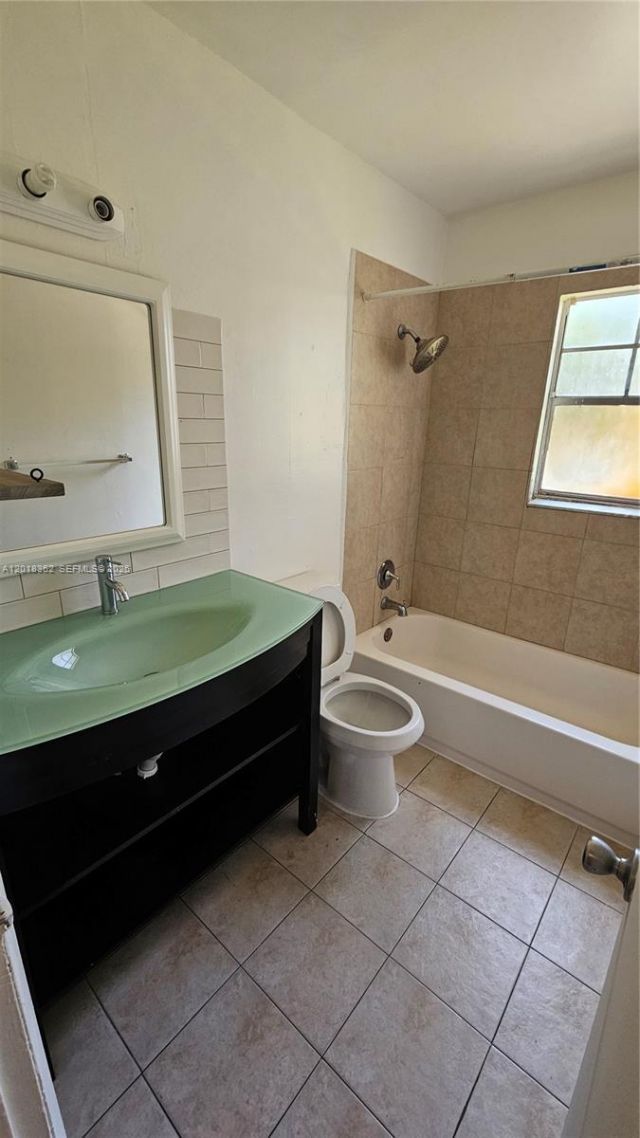 860 SW 6th Ct, Unit 3, Pompano Beach, FL 33060 Photo