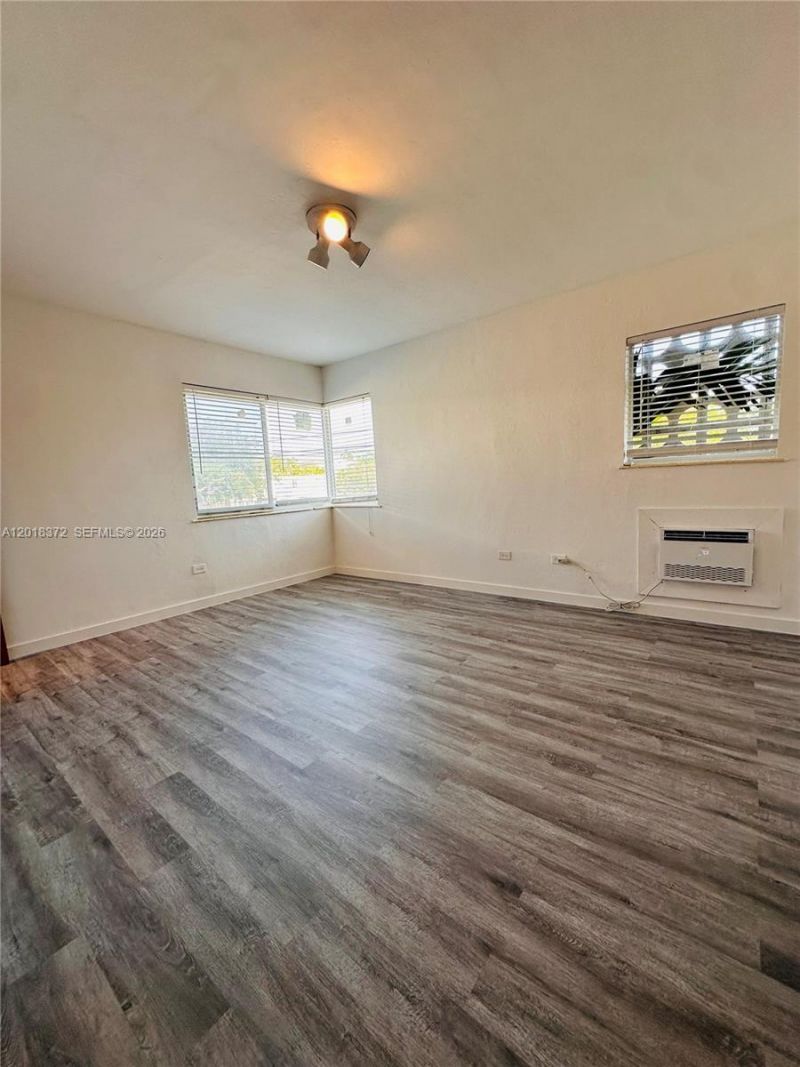 2045 Calais Dr , Unit 3, Miami Beach, FL 33141 Photo