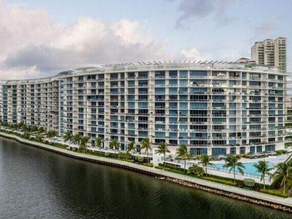 3250 NE 188th St , Unit 408, Aventura, FL 33180