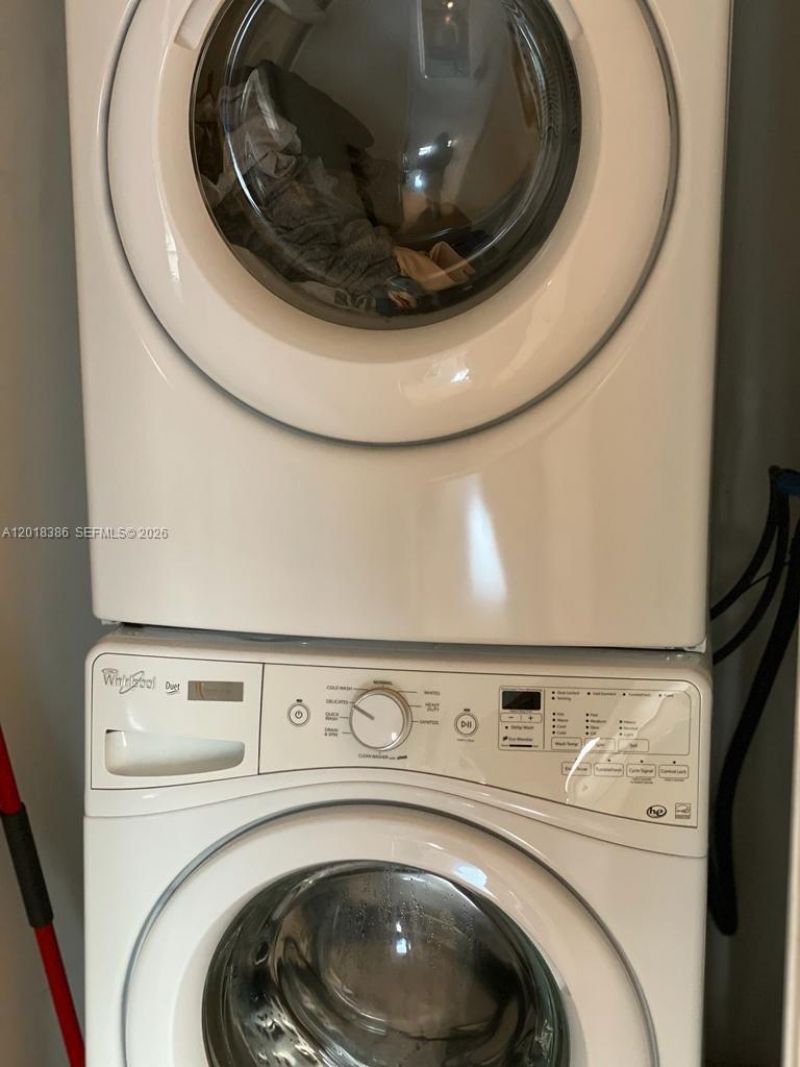 68 SE 6, Unit 2504, Miami, FL 33131 Photo