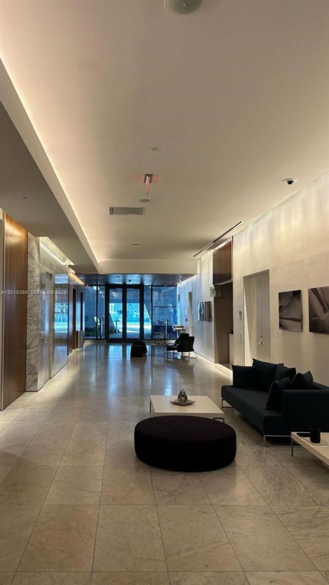 68 SE 6, Unit 2504, Miami, FL 33131 Photo