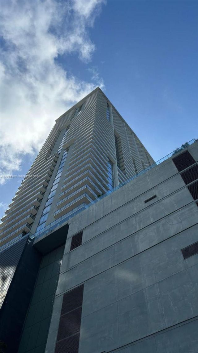 68 SE 6, Unit 2504, Miami, FL 33131 Photo