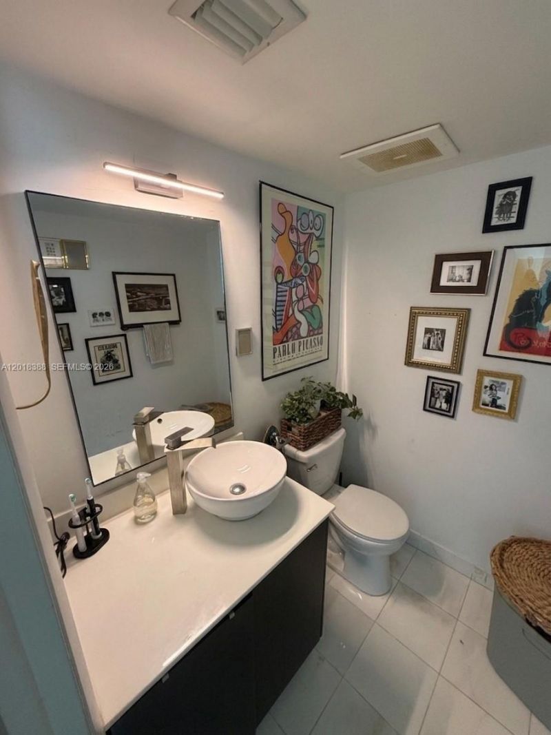 665 NE 25th St, Unit 1404, Miami, FL 33137 Photo
