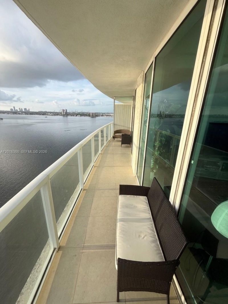 665 NE 25th St, Unit 1404, Miami, FL 33137 Photo