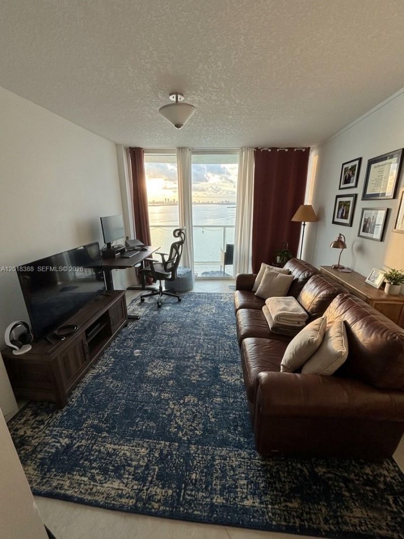 665 NE 25th St, Unit 1404, Miami, FL 33137 Photo