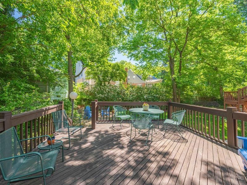 878 Tweed Avenue, Cincinnati, OH 45226 Photo 4