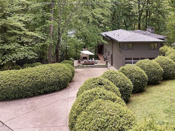 68 Abney Circle N, Charleston, WV 25314