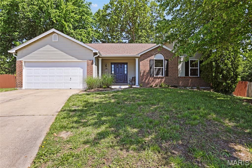 846 Molloy Drive , O Fallon, MO 63366 Main Photo