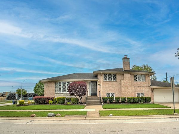 9300 Austin Avenue , Oak Lawn, IL 60453